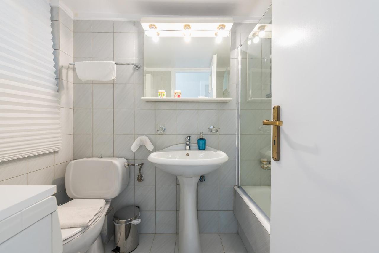Cozy And Fresh Apt Close To Metro เอเธนส์ ภายนอก รูปภาพ