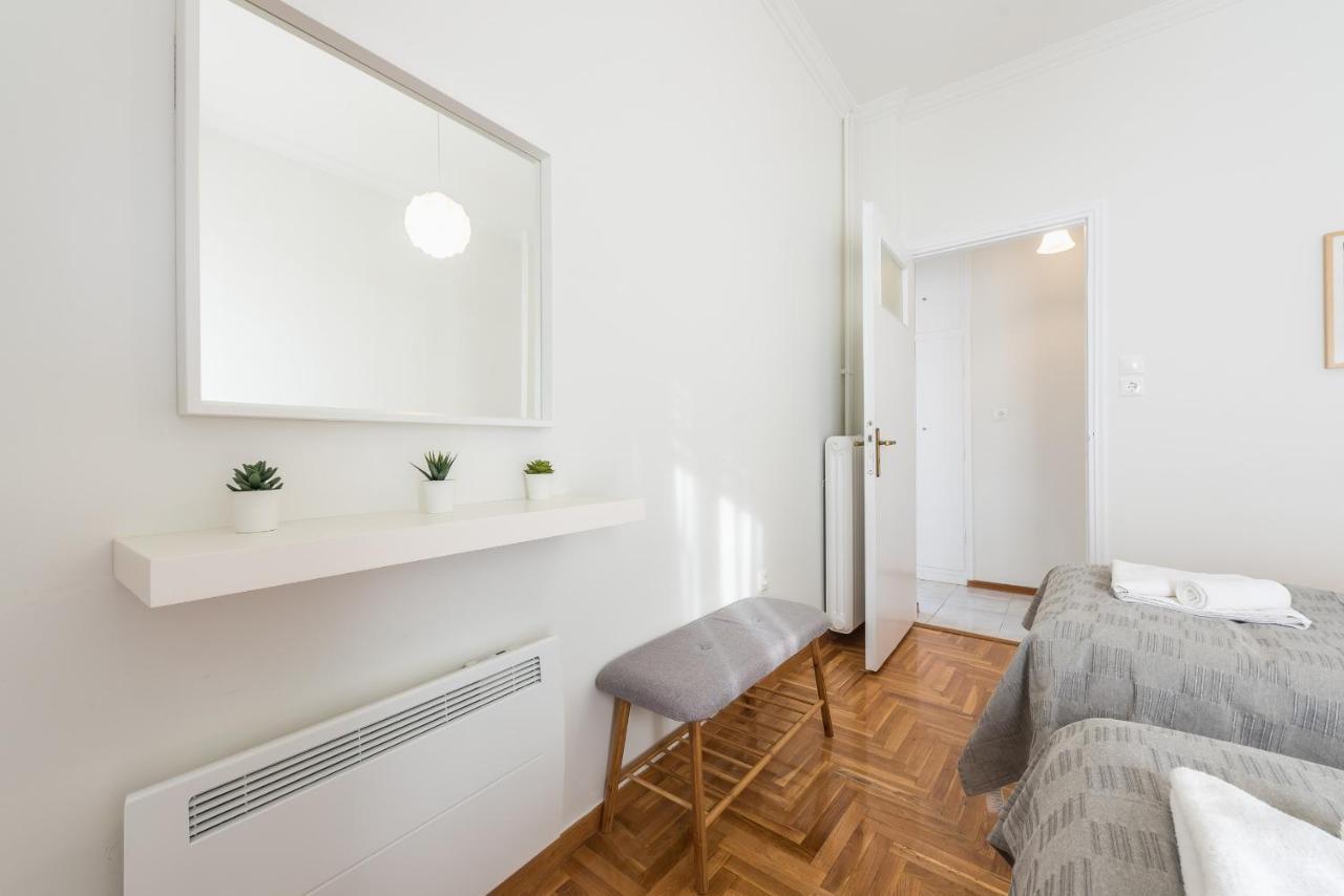 Cozy And Fresh Apt Close To Metro เอเธนส์ ภายนอก รูปภาพ