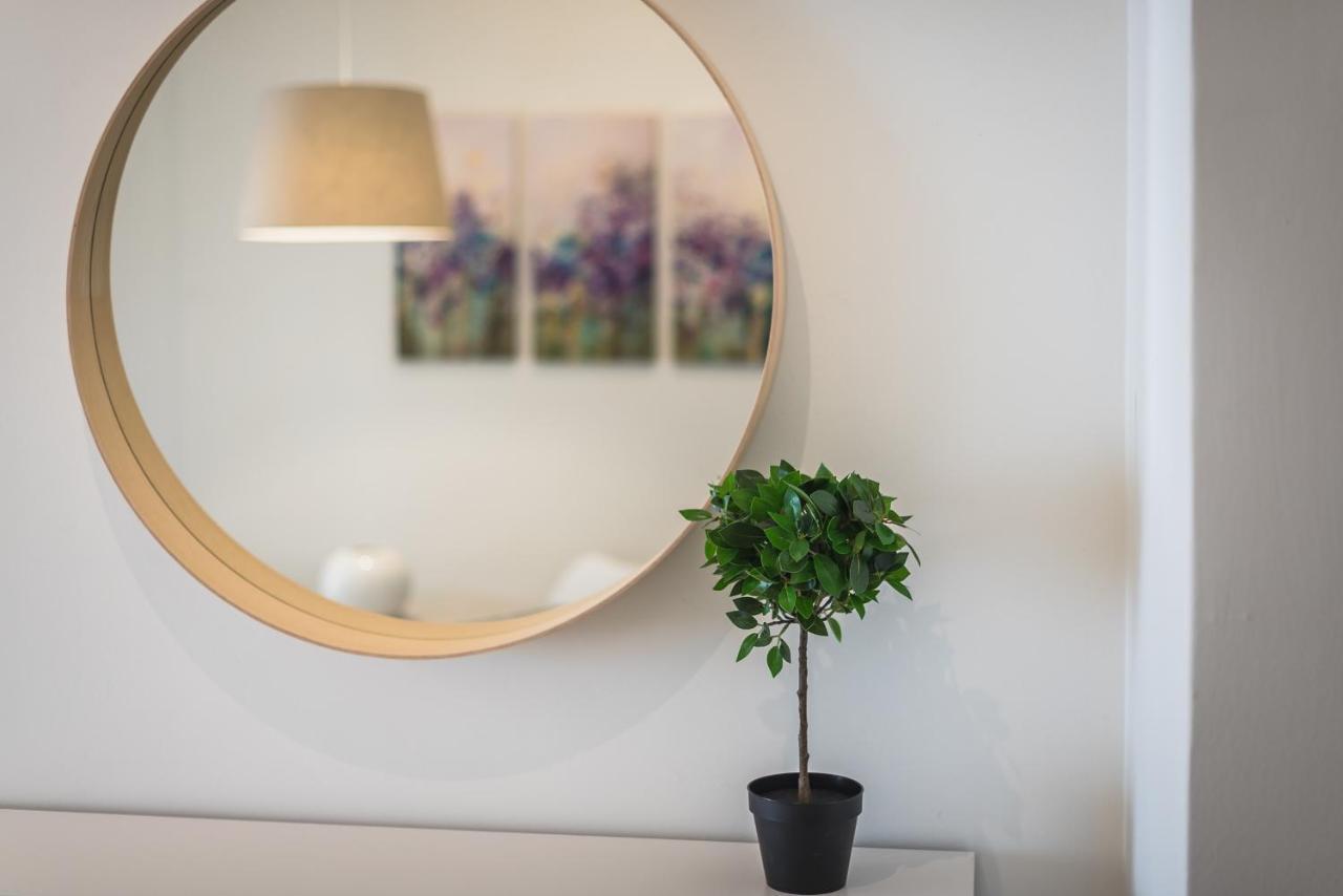 Cozy And Fresh Apt Close To Metro เอเธนส์ ภายนอก รูปภาพ